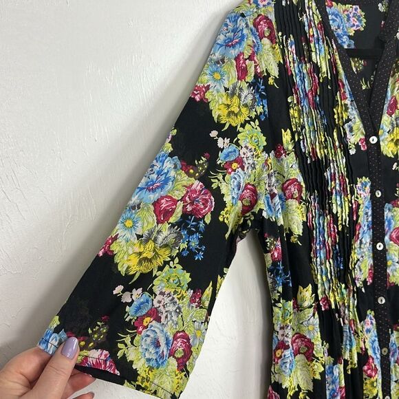 The J. Peterman Co Floral Pleated Boho Shirt Dress In Black Size M - Picture 3 of 10
